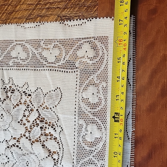 Lace Table Runner. Country, Primitive, Farmhouse. - Picture 8 of 8